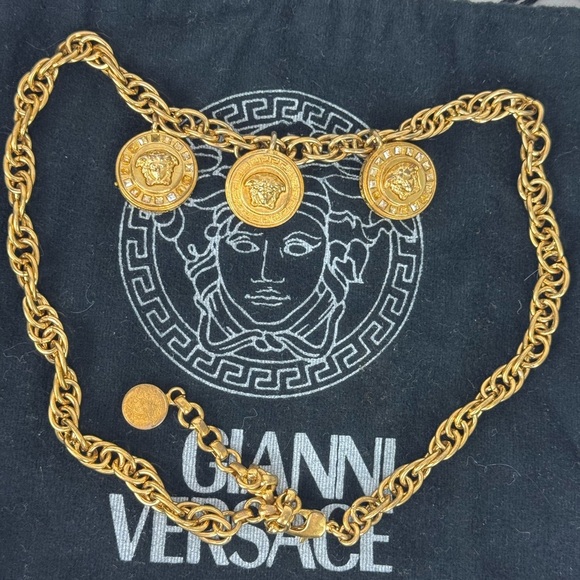 Versace  -RRRE- HRD TO FIND Gold Rope Chain Necklace with Medallions Crystals. - Picture 2 of 13